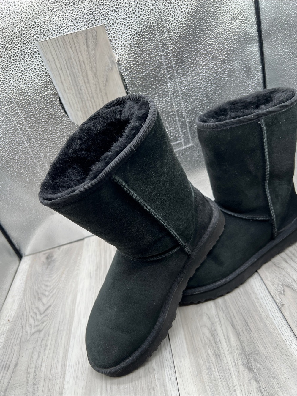 Ugg Classic Short II Black Boots Size 9 #1016223 - Picture 4 of 11